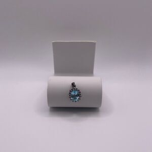Macy’s Rhodium Oval Swiss Blue Topaz 925 Sterling Silver Necklace Pendant Charm